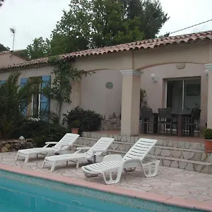 https://le-patio-tourtour.fr-provencehotel.com